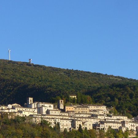 Il Risveglio Dei Sensi Villa Fossato di Vico Buitenkant foto